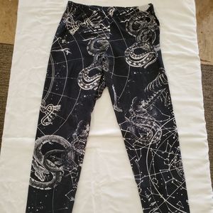 Hot Topic - Black Astrology Leggings